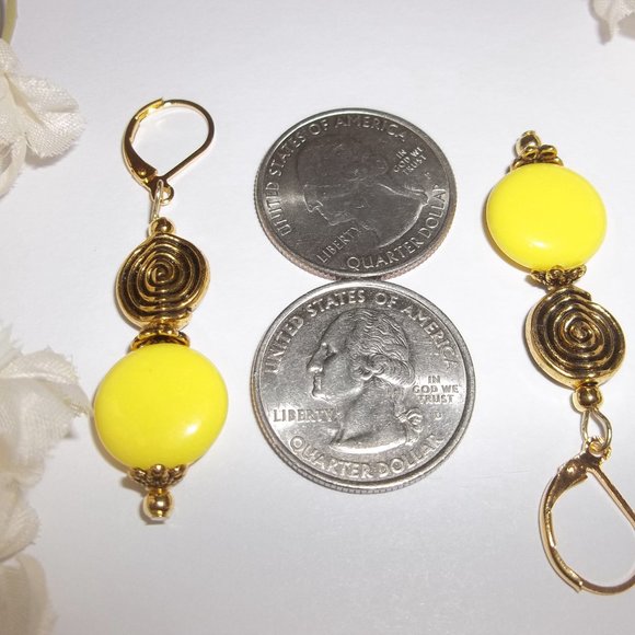 Yellow & Gold Beaded Handmade Earring Set NWT 6487 - Picture 4 of 10